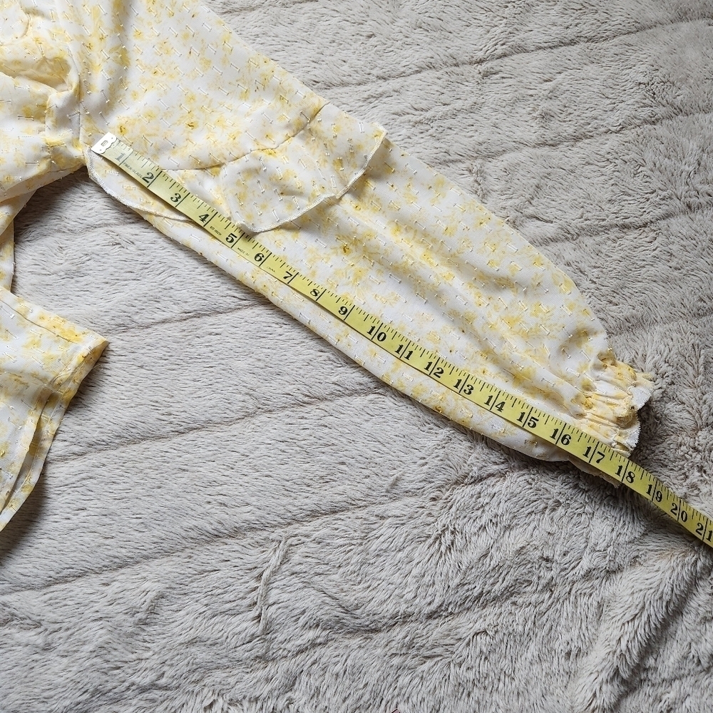 Blouse Pullover style Ruffle neckline Puff sleeves Yellow white gold RACHEL ZOE - Picture 13 of 16